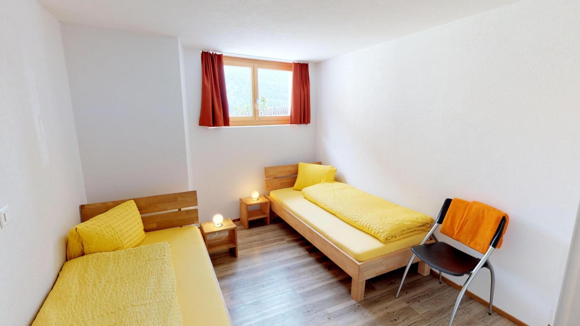 Chasa Samalgors Apartment Tschlin Exterior photo