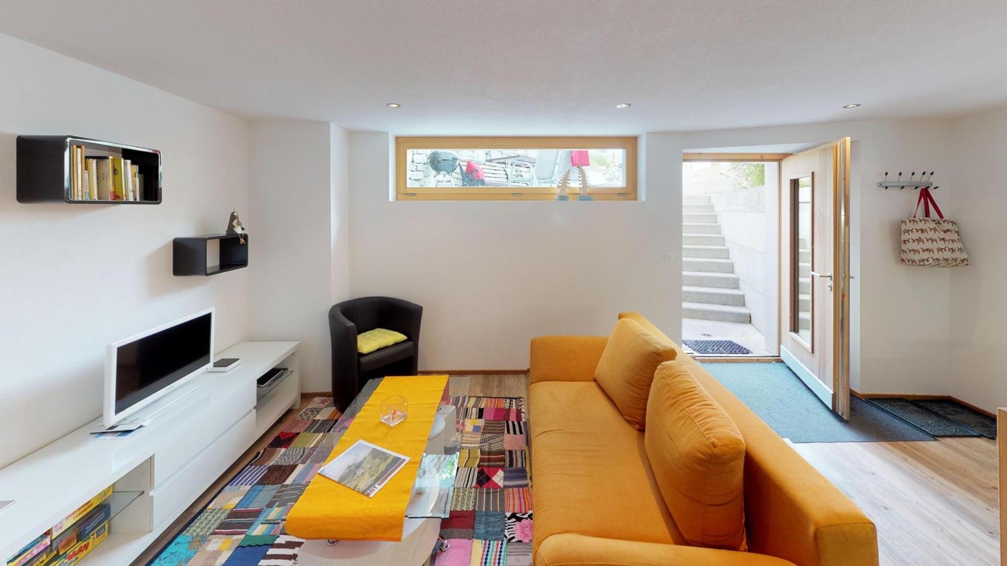 Chasa Samalgors Apartment Tschlin Exterior photo